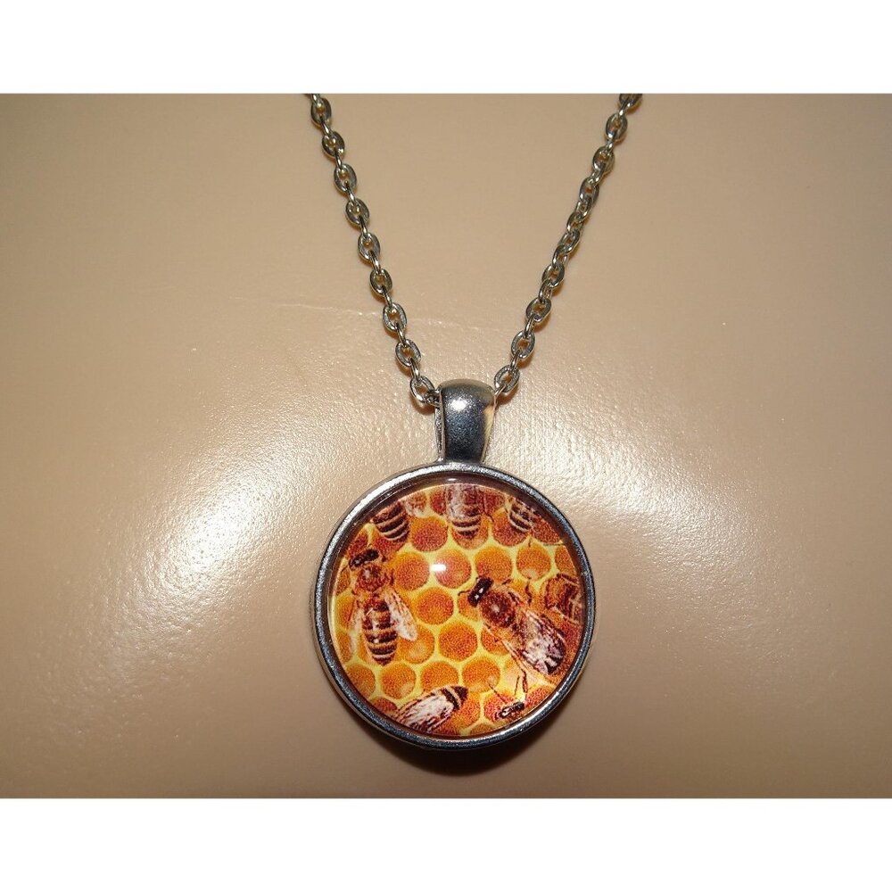 Vintage Honey Bee & Hive Necklace Pendant nature lover boho hippie retro chain